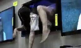 整蛊的吃瓜视频下载免费,免费下载背后的惊悚真相