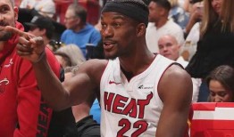 吉米巴特勒爆料新闻事件,揭秘娱乐圈惊天新闻背后真相