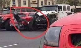 奔驰车位爆料视频大全集,揭秘豪车车位背后的真相与争议